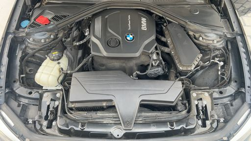 BMW Serie 1 114d 95 - Urban Chic – 2017 – 123715 km – Diesel – Boîte Manuelle — photo 20