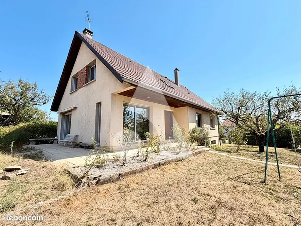 Maison 7 pièces 159 m²