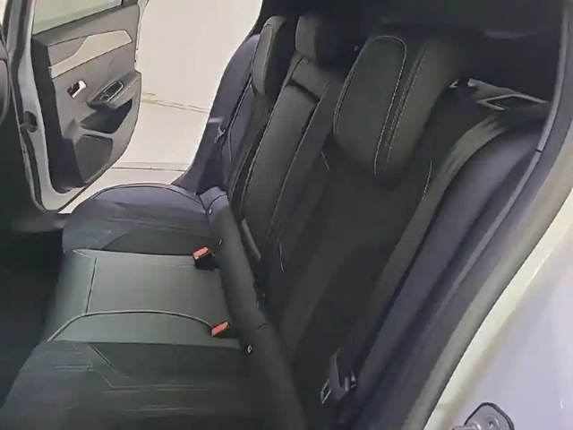 Peugeot 308 hybrid 136 e-dcs6 — photo 79