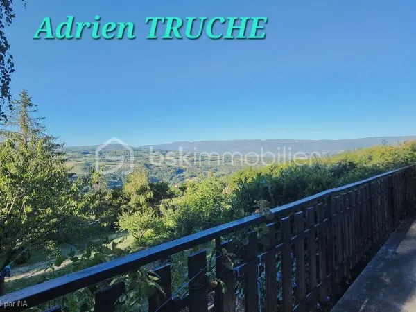 Maison 9 pièces 200 m²
