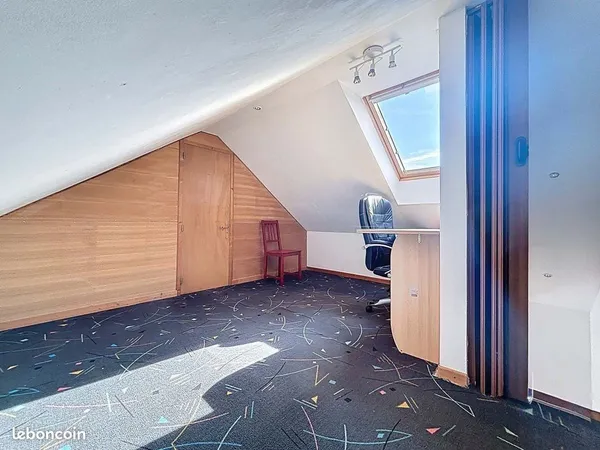 Studio, proche RER C Lardy, 35' de Paris