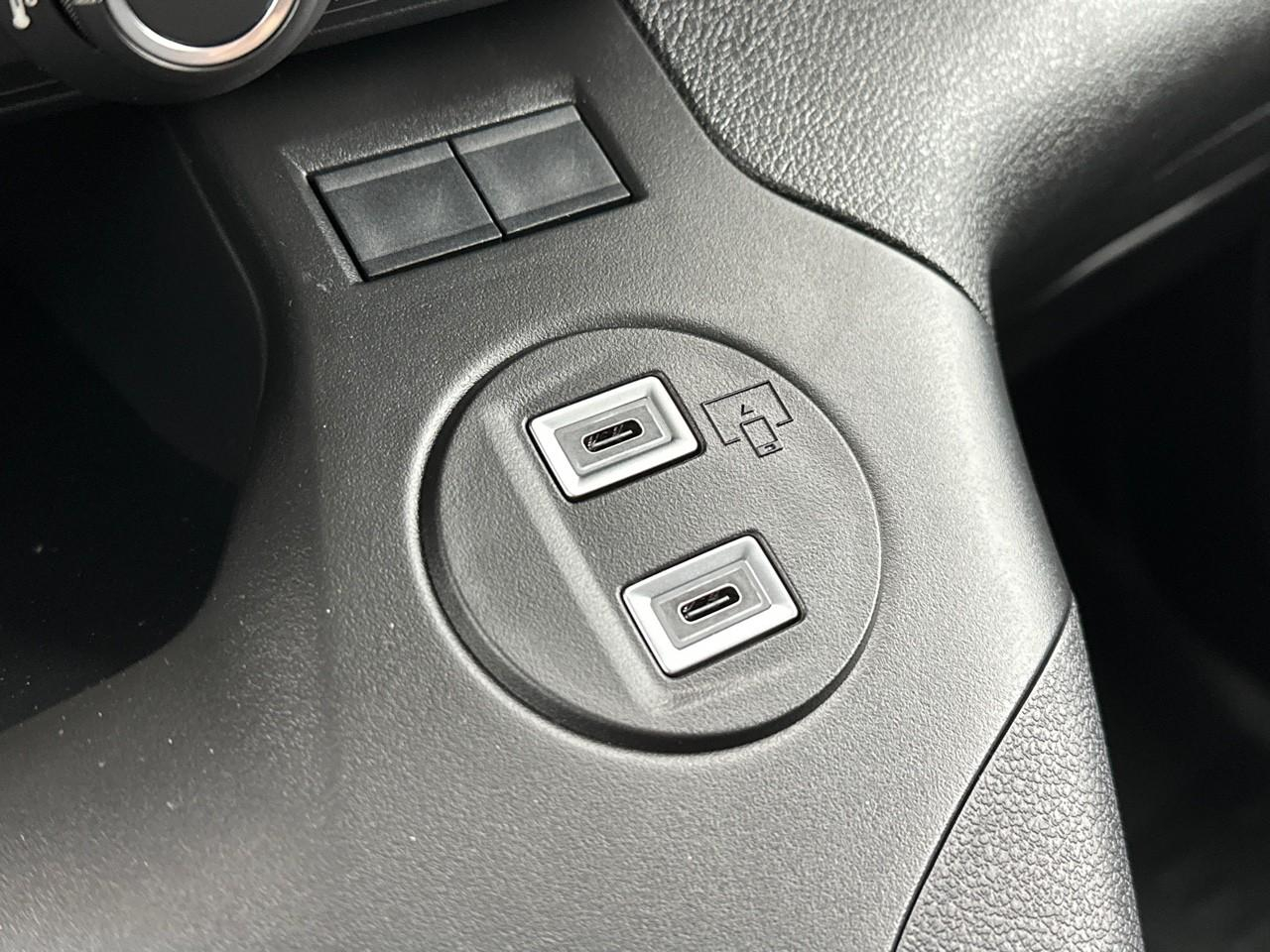 Citroën Berlingo van m diesel 100 ch manuelle — photo 29