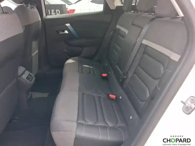 Citroën C4 e- 136 ch automatique — photo 11
