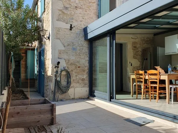 Petite maison avec jardin - T3 Meublée - location pour 1 an maximum