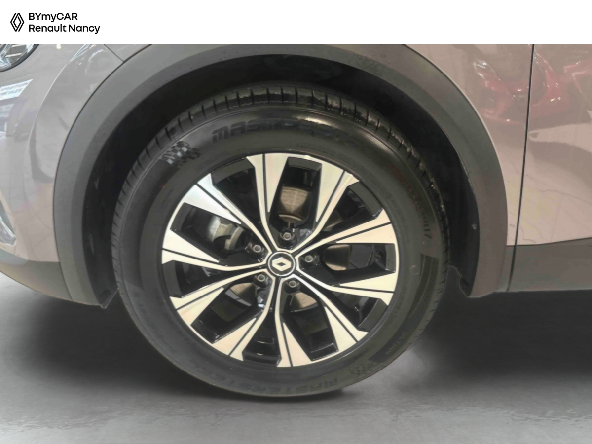 Renault Captur E-Tech full hybrid 145 — photo 15