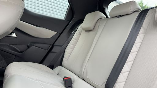 DS DS3 Crossback 1.2 PureTech 130 EAT8 - Grand Chic – 2019 – 93114 km – Essence – Boîte Automatique — photo 29