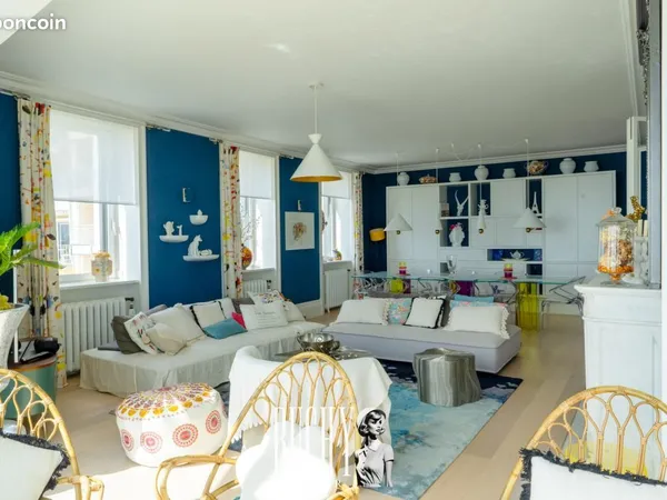 Villa 9 pièces 284 m²