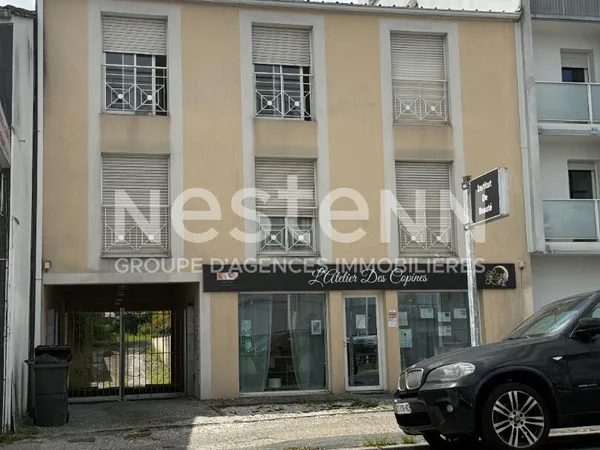 A vendre Immeuble en mono-propriété Villenave D Ornon 240 m2