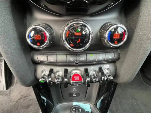 Mini Mini cooper 136ch edition premium plus bva7 — photo 12