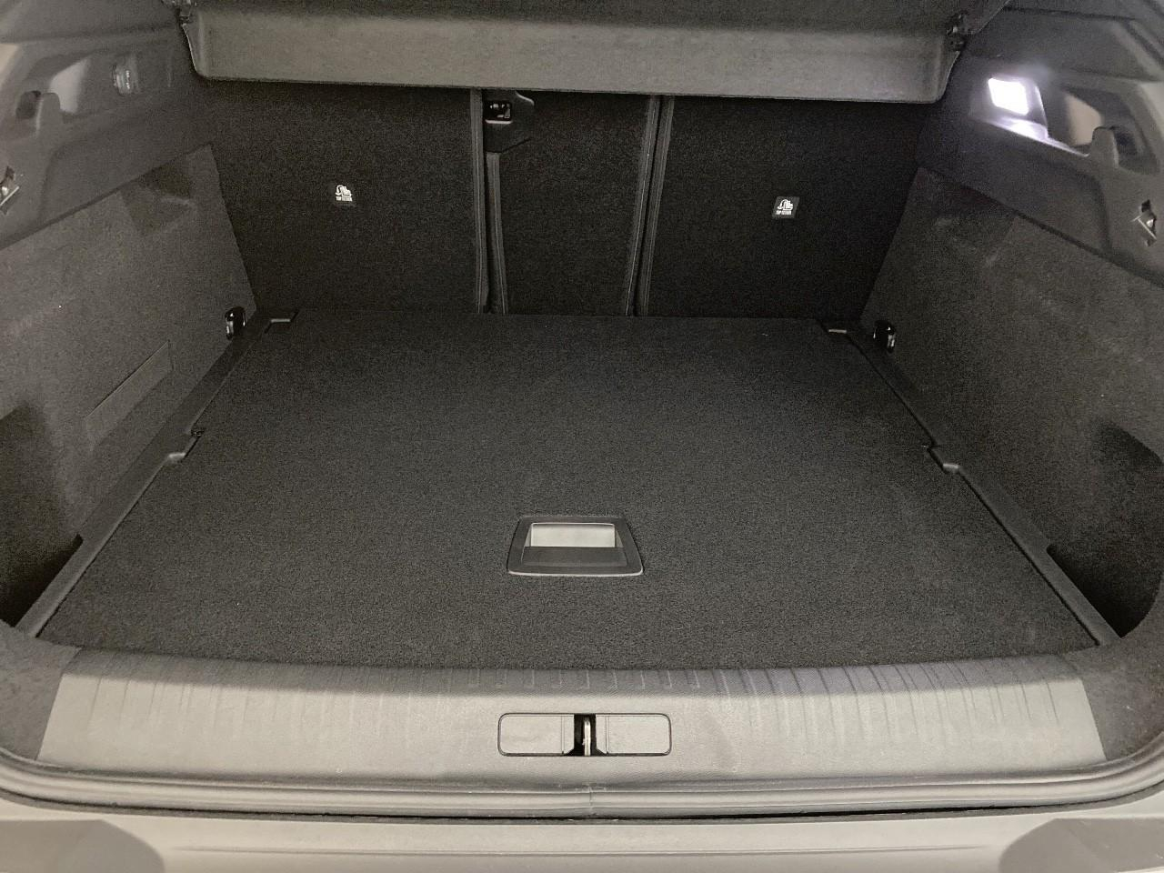 Peugeot 3008 hybrid 145 e-dcs6 gt — photo 6