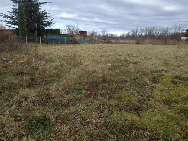 Terrain 601 m²
