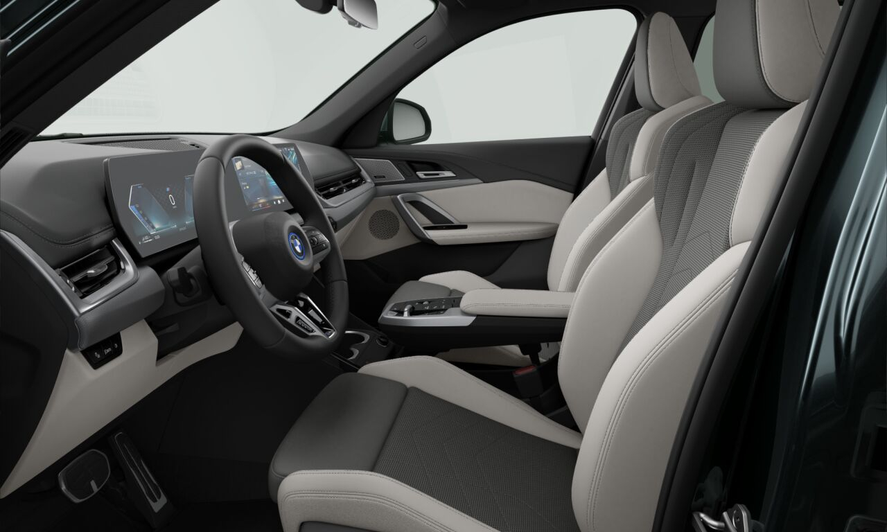BMW X1 xDrive 25e 245ch DKG7 — photo 4