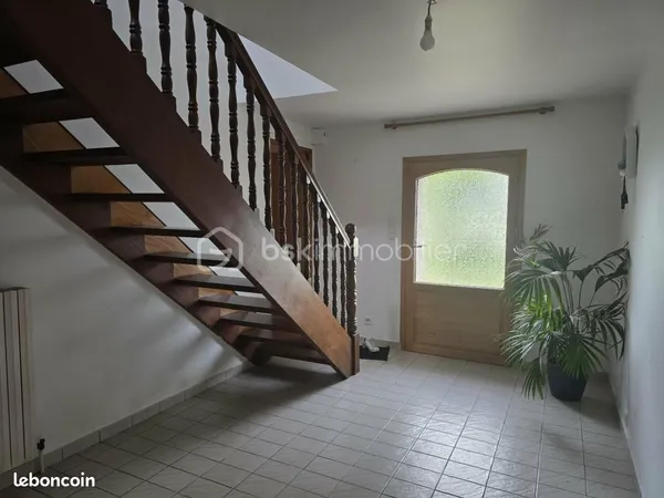Propriété 6 pièces 143 m²