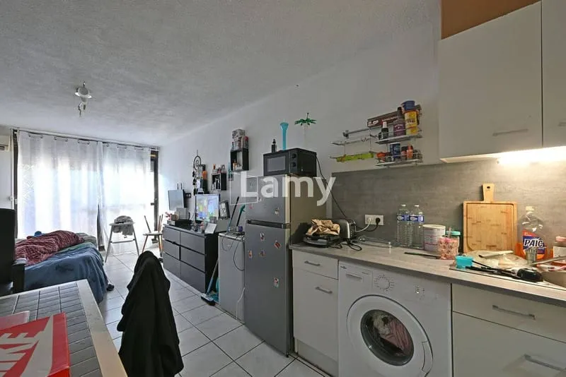 Photo 1