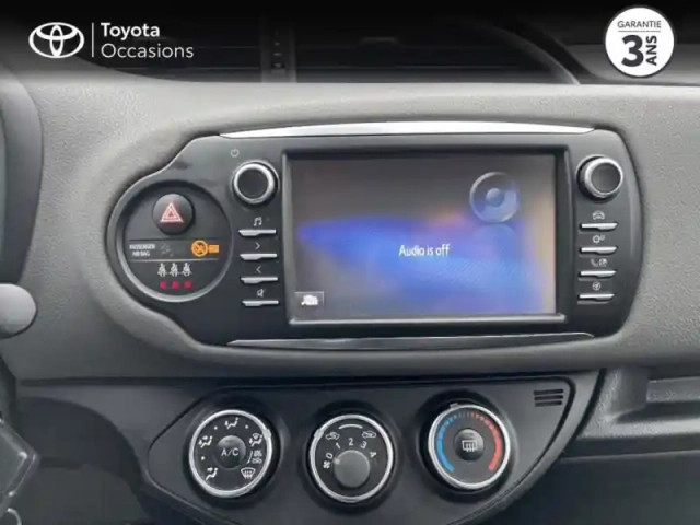 Toyota Yaris 70 vvt-i ultimate 5p — photo 12