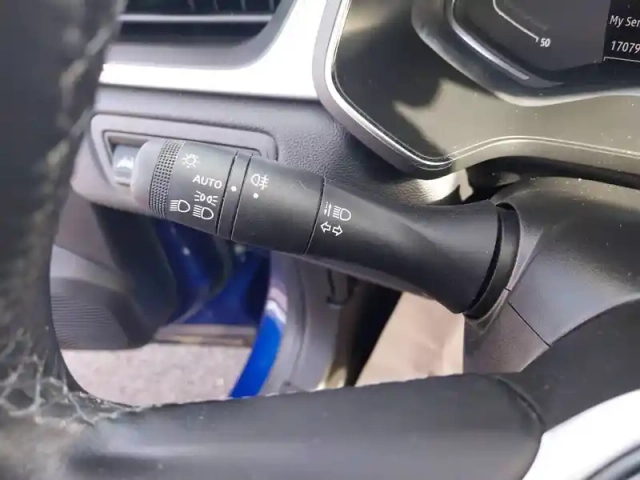 Renault Captur mild hybrid 140 — photo 117