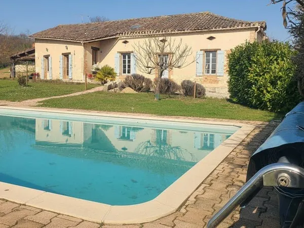 Maison 7 pièces 200 m²