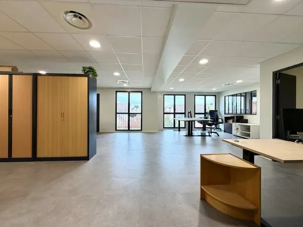 BUREAUX A LOUER