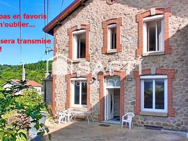 Maison de ville, plein centre, environ 167m² habitables, plus garage