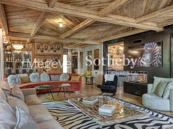 Chalet 8 pièces 410 m²
