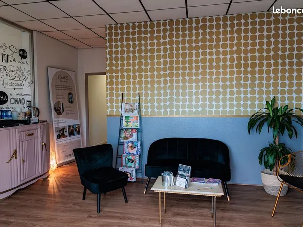 Loue bureaux/cabinets meublés et décorés- coworking La Gacilly