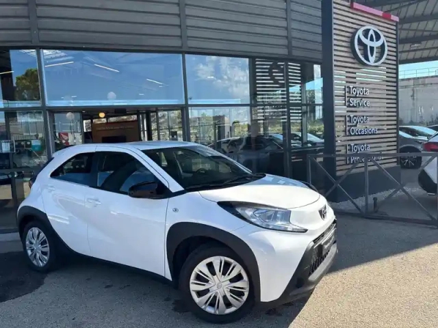 Toyota Aygo X 1.0 vvt-i 72ch dynamic s-cvt my23 — photo 3