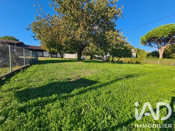 Terrain 691 m²