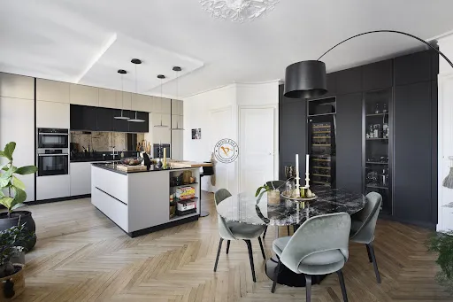 Appartement 8 pièces 202 m²