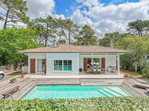 Authentique maison Gaume avec piscine