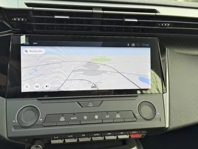 Peugeot 308 hybrid 145 e-dcs6 — photo 20