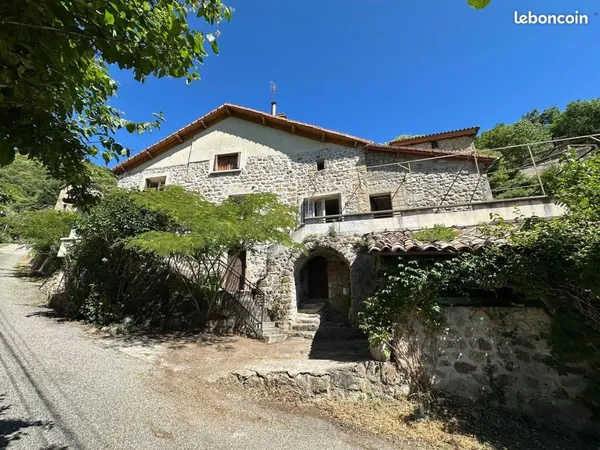Maison 6 pièces 100 m²