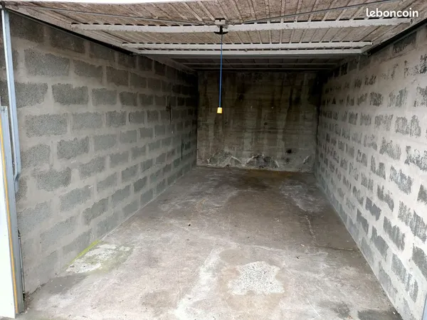 Garage 13 m² CENON - VIEILLE CURE