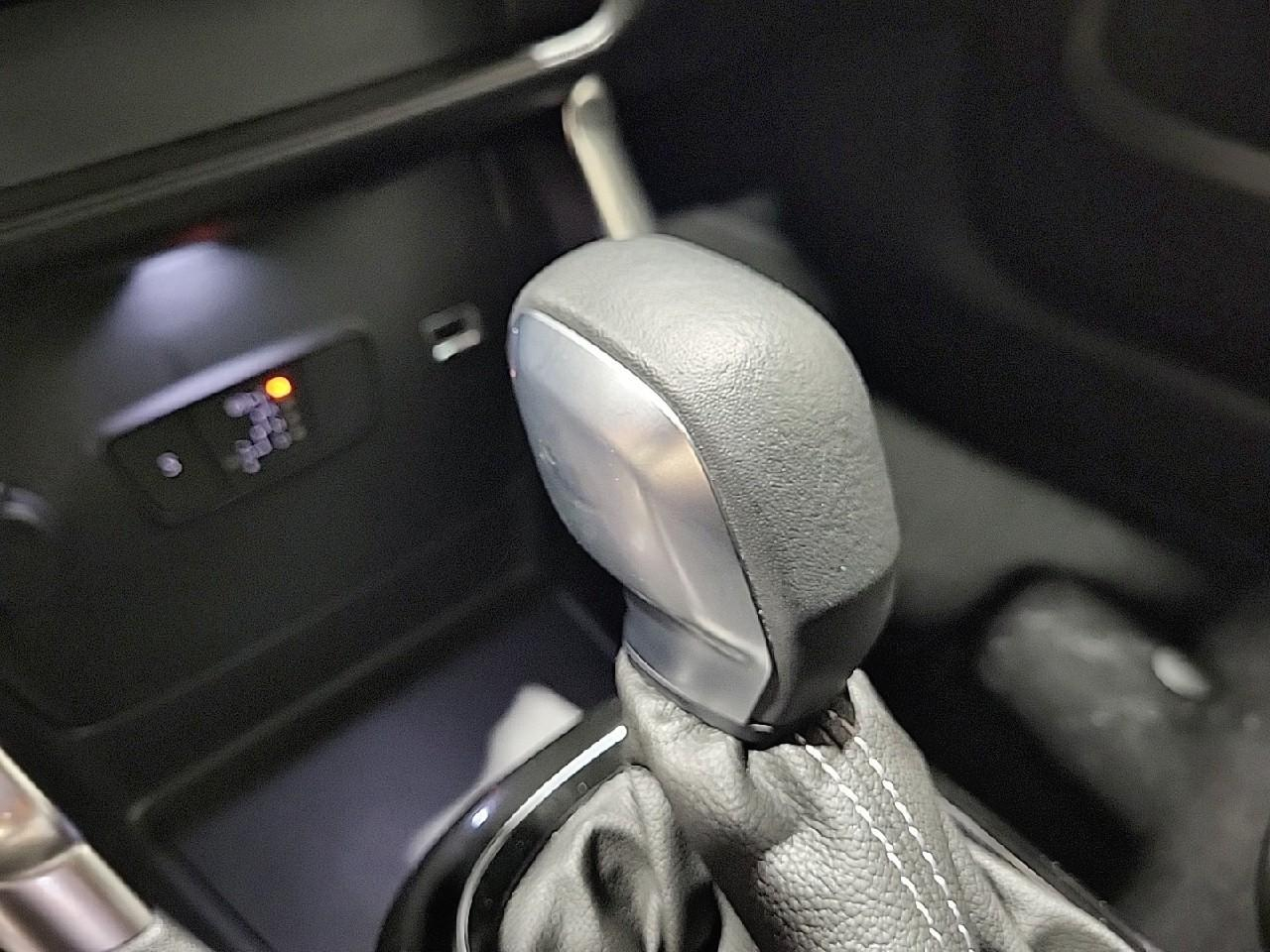 Citroën C3 Aircross puretech 130 s&s eat6 shine — photo 17