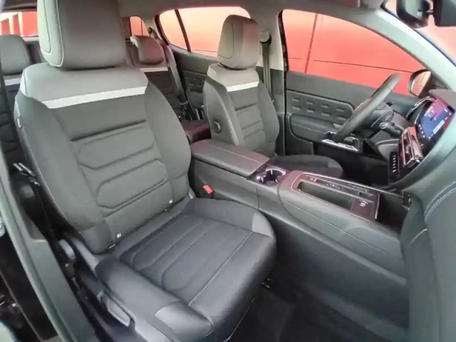Citroën C5 Aircross hybride rechargeable 225 e-eat8 — photo 63