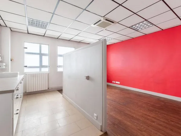Local commercial 84 m²