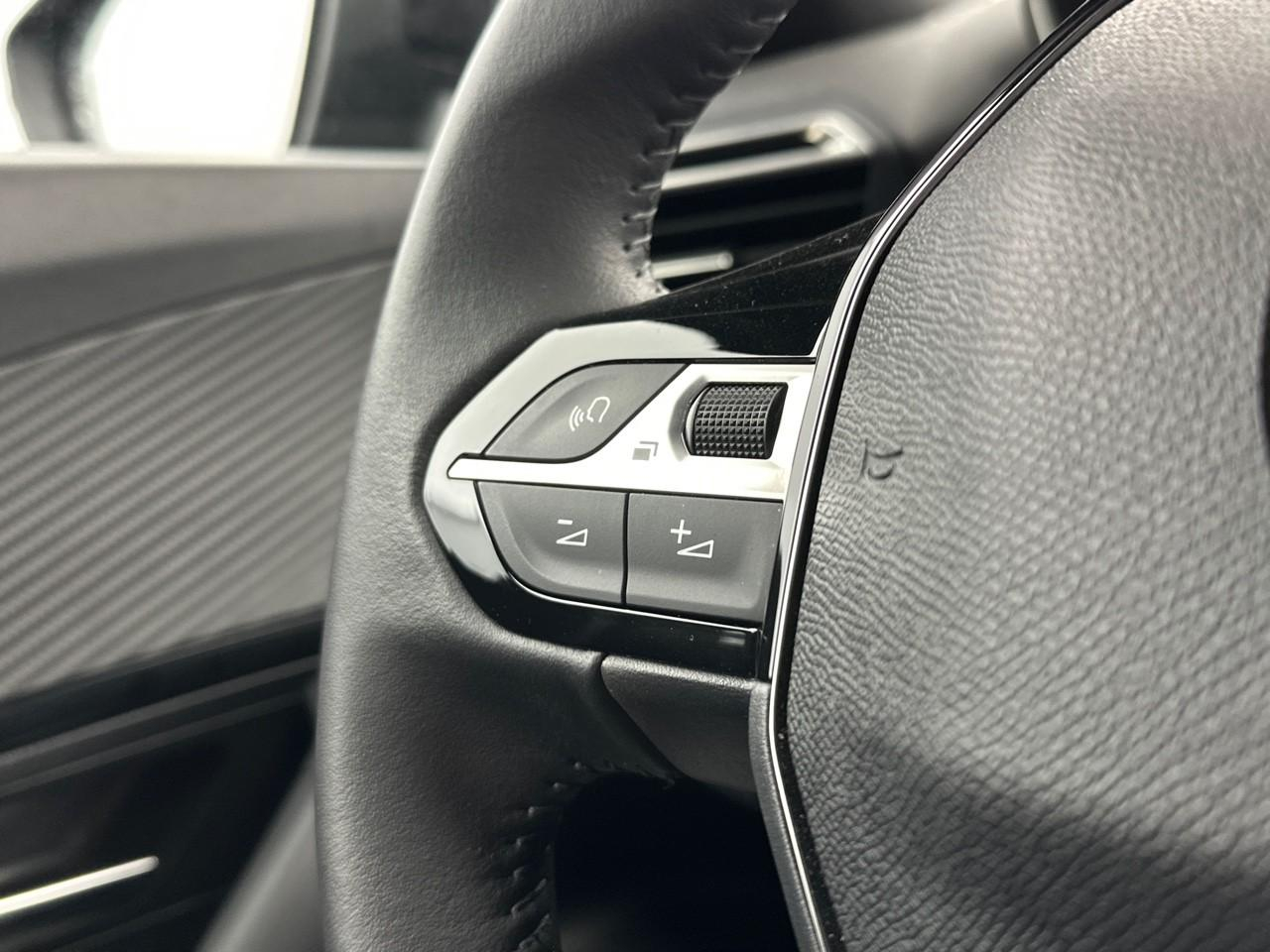 Peugeot 2008 100 s&s bvm6 style — photo 17
