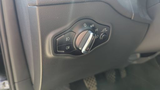 Audi Q5 2.0 TDI 150 - Ambition Luxe – 2017 – 103108 km – Diesel – Boîte Manuelle — photo 11