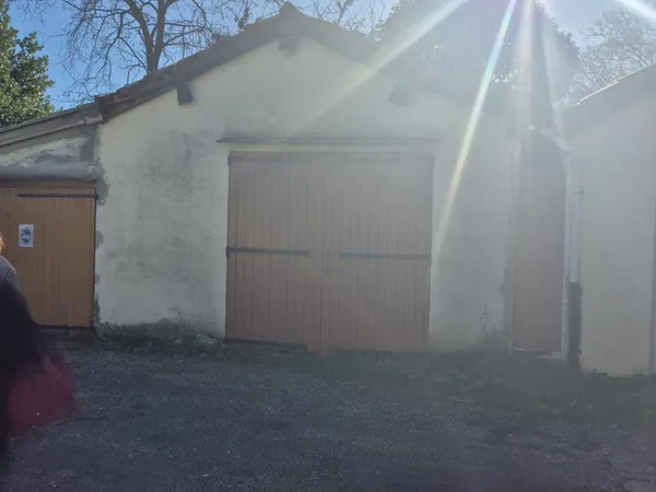 Garage fermé de 31M2