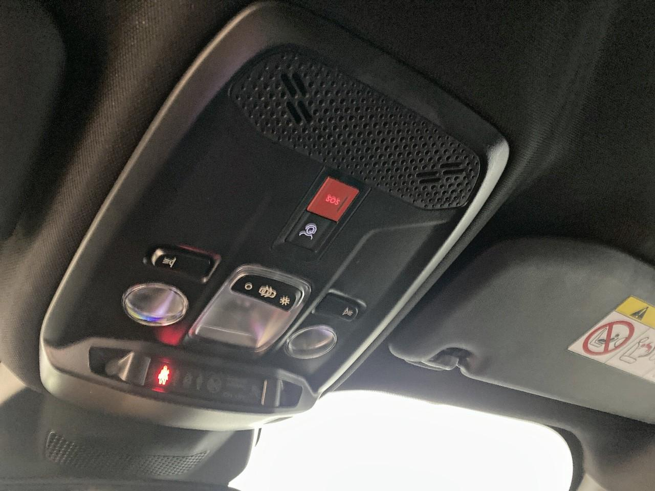 Peugeot 2008 hybrid 145 ch e-dcs6 allure — photo 19