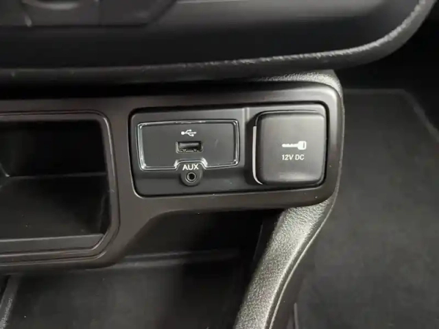 Jeep Renegade 1.0 turbo t3 120 ch bvm6 — photo 95