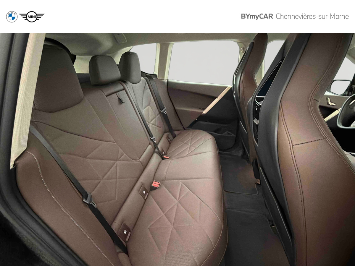 BMW iX xDrive40 326ch — photo 13