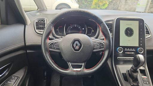 Renault Scenic 1.7 Blue dCi 120 EDC6 - Intens – 2019 – 117658 km – Diesel – Boîte Automatique — photo 47