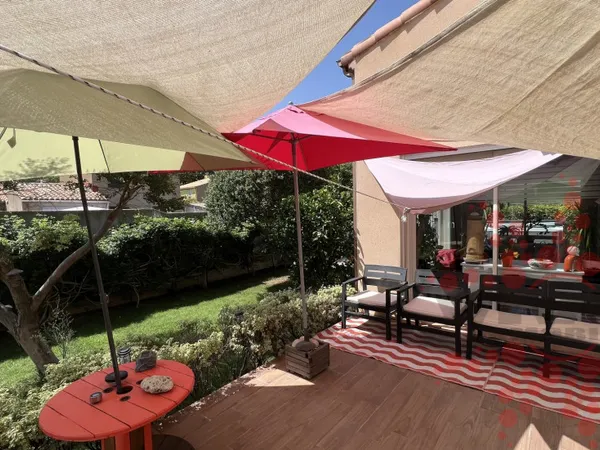 Villa 3 pièces 140 m²