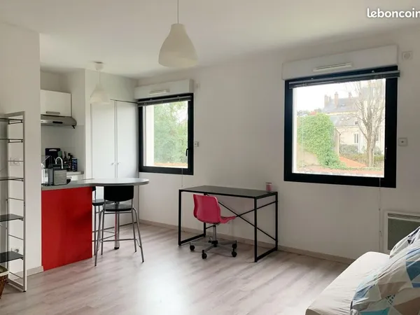 Studio 1 pièce 24 m²