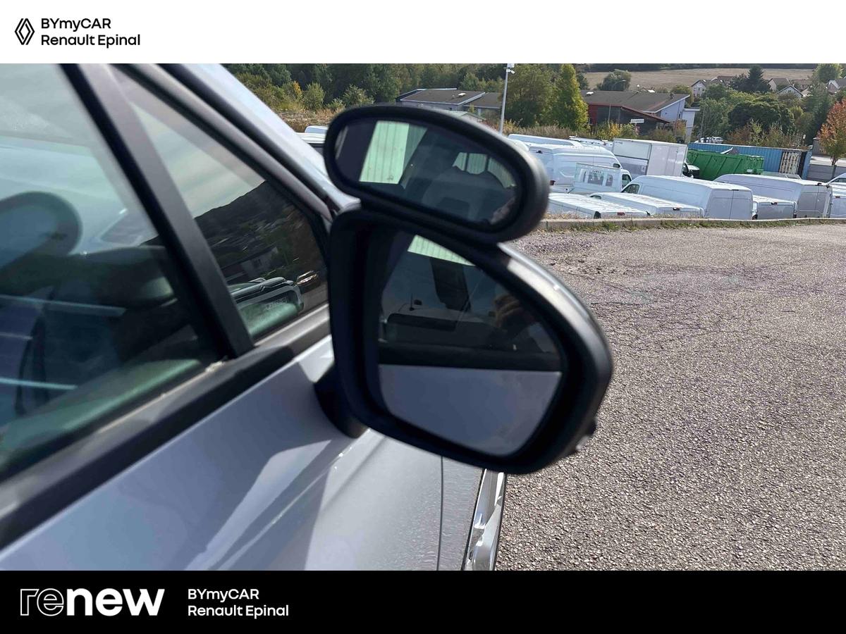 Renault Clio Blue dCi 100 ch GSR2 — photo 28