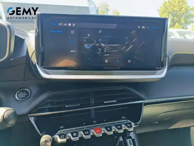 Peugeot 2008 hybrid 145 e-dcs6 — photo 18
