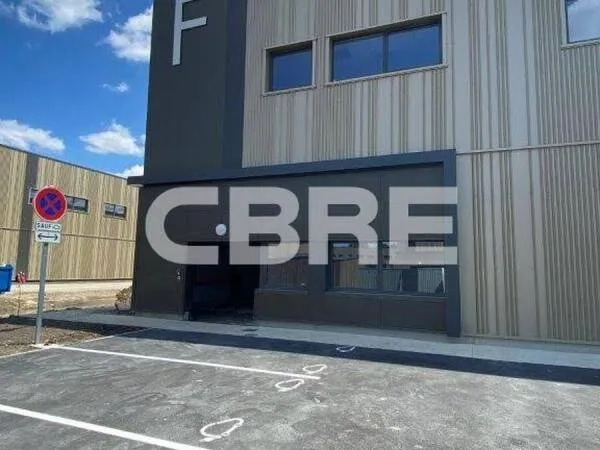 Entrepôt 13107 m²