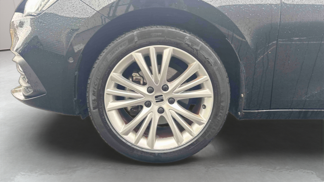 Seat Leon 1.0 TSI 110 BVM6 — photo 16