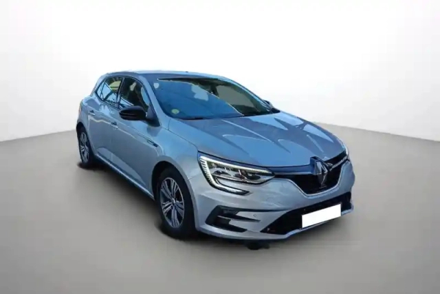 Renault Megane blue dci 115 edc evolution 5p — photo 40