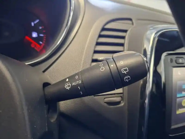 Renault Captur dci 90 energy eco² — photo 118